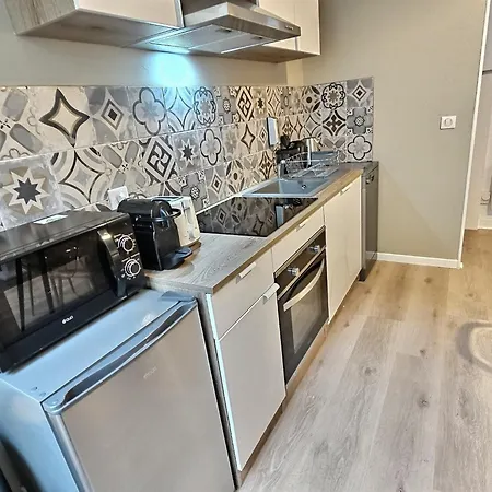 Terrasse, Hypercentre, Neuf, Rdc Laon