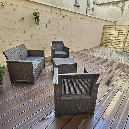 Terrasse, Hypercentre, Neuf, Rdc Apartamento
